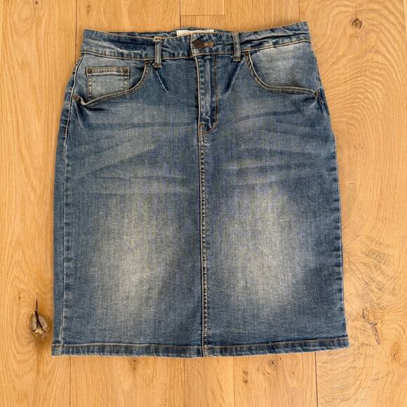 Kenneth Cole Reaction Denim Pencil Skirt SZ 6 Preppy Classic - Picture 1 of 8